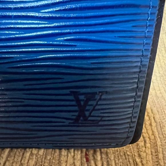LOUIS VUITTON BLUE EPI LEATHER 6 RING AGENDA. UEC. - Picture 7 of 7